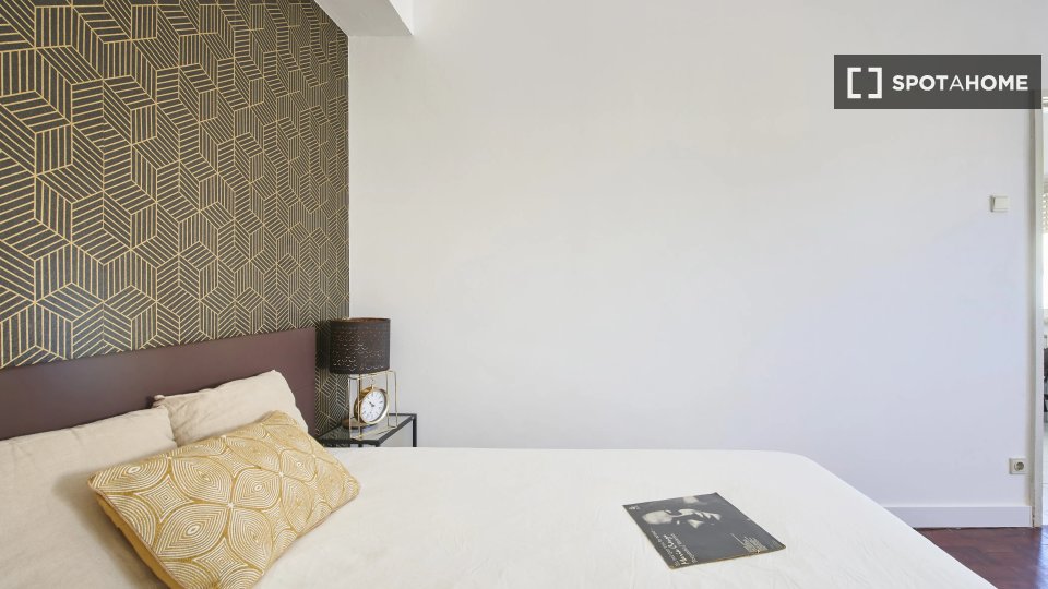 Double room Lisbon, 7 beds — photo 13