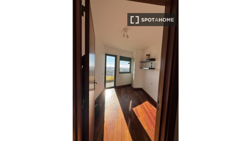 Apartment Porto, 4 beds, 200m² — photo 14