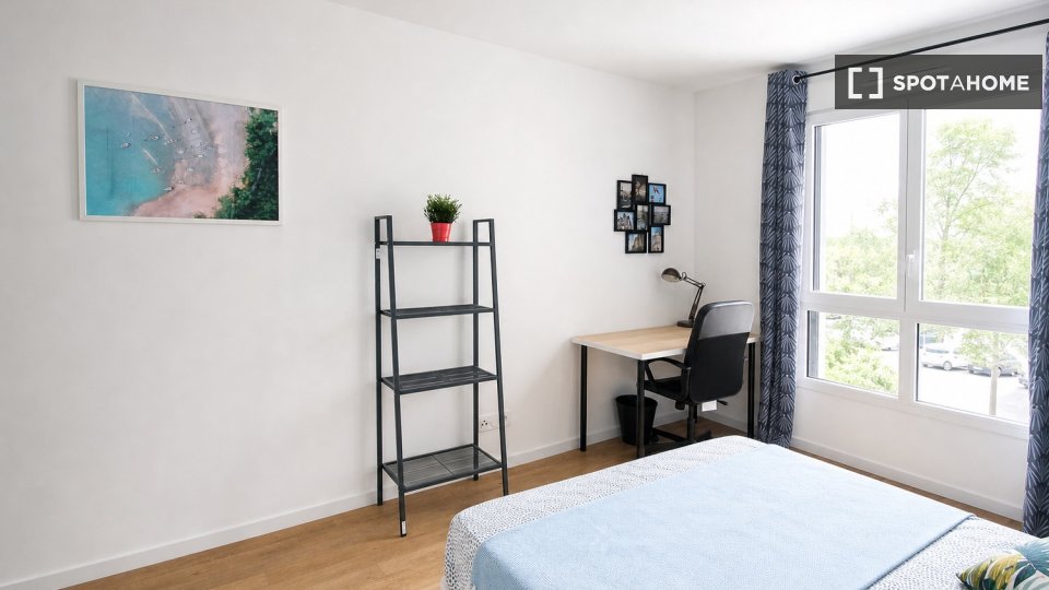 Chambre double Paris, 4 chambres — photo 21
