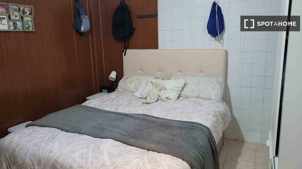 Double room Seville, 4 beds — photo 31