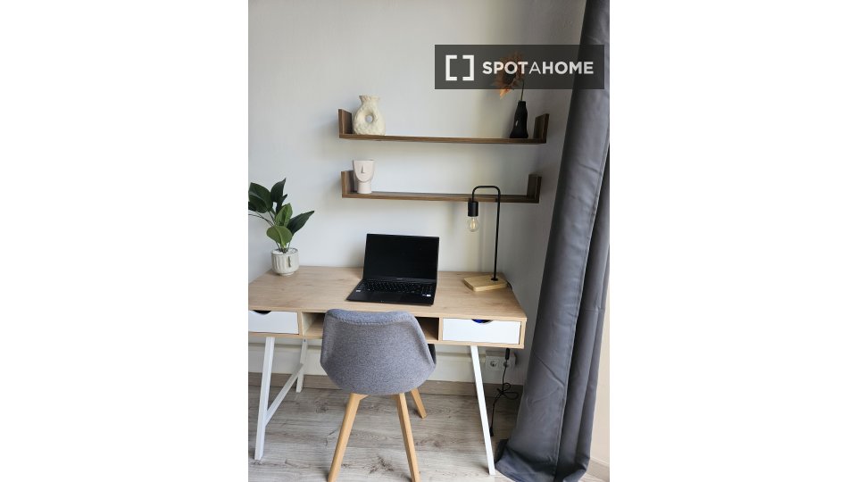 Double room Barcelona, 10 beds, 220m² — photo 13