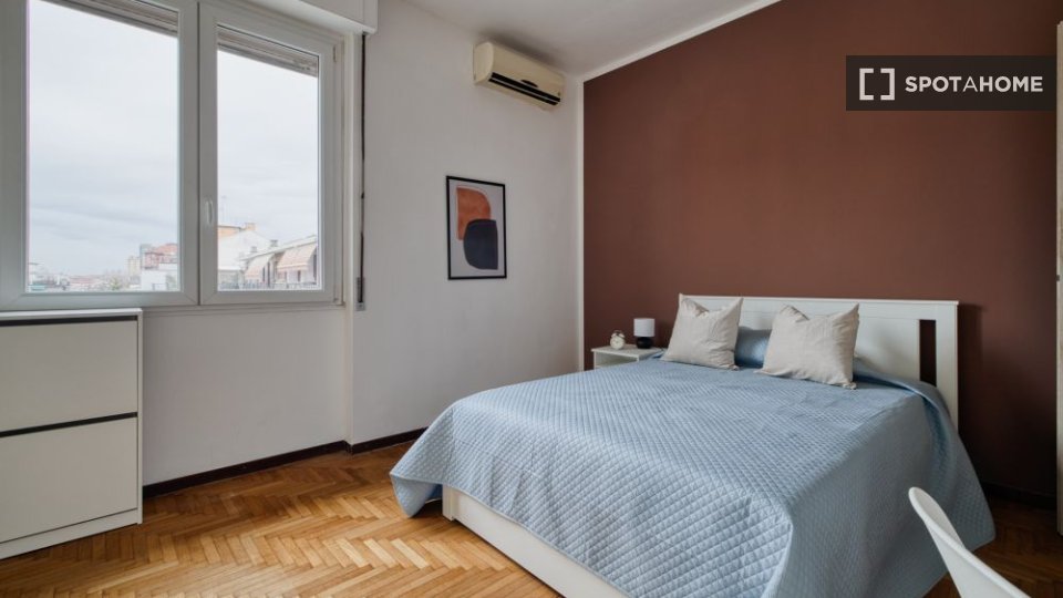 Double room Milan, 2 beds — photo 1