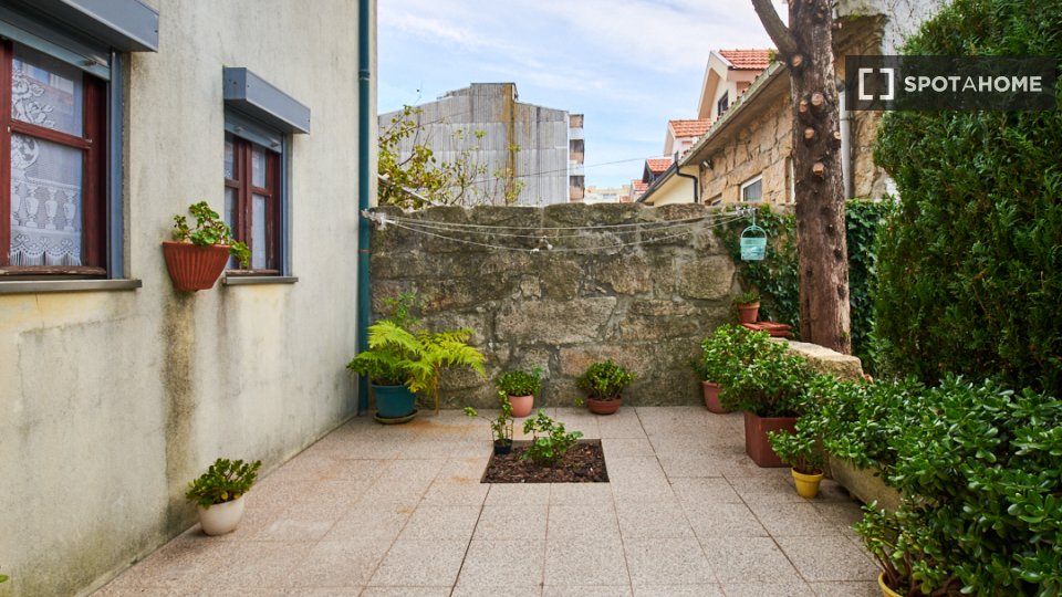 Apartment Porto, 2 beds, 80m² — photo 14