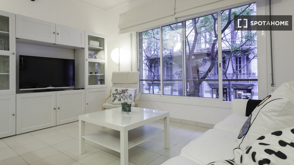 Apartment Barcelona, 2 beds, 63m² — photo 8