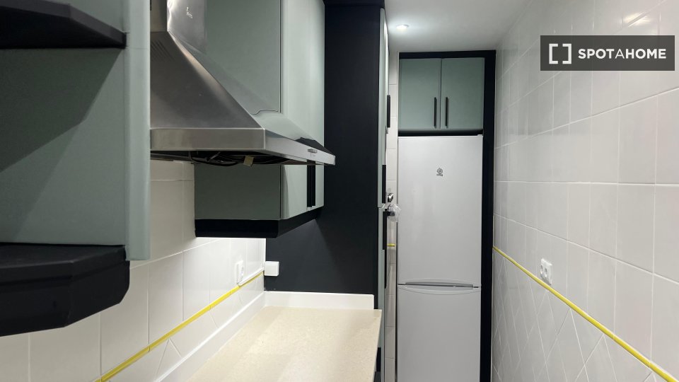Double room Madrid, 5 beds — photo 2