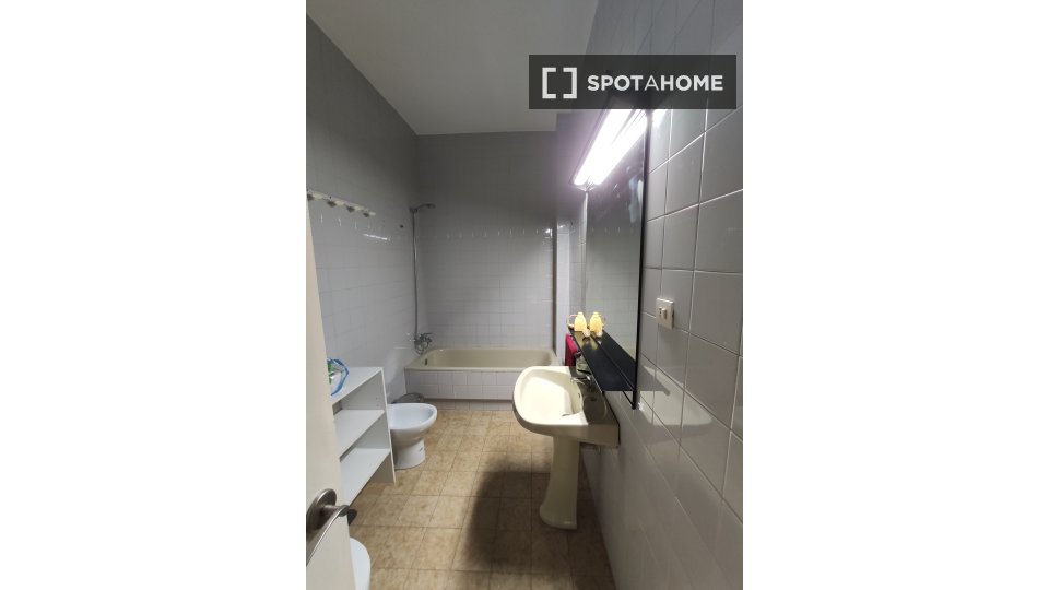 Double room Murcia, 5 beds, 132m² — photo 6