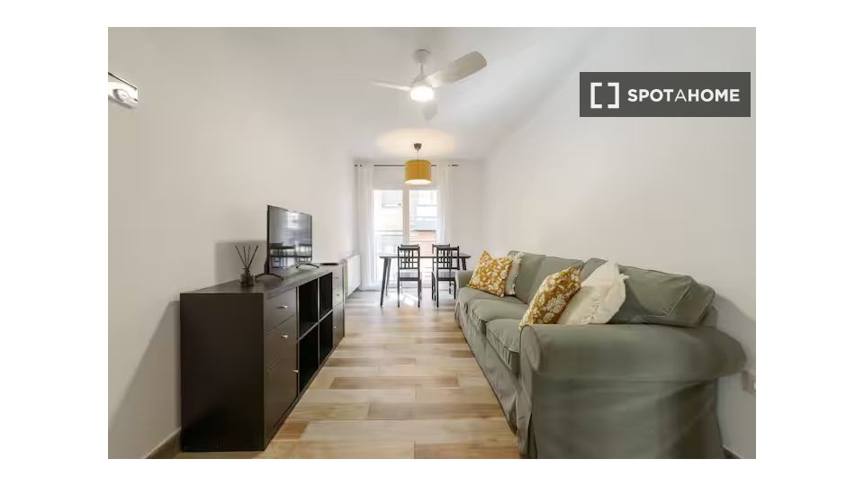 Double room Madrid, 2 beds — photo 3
