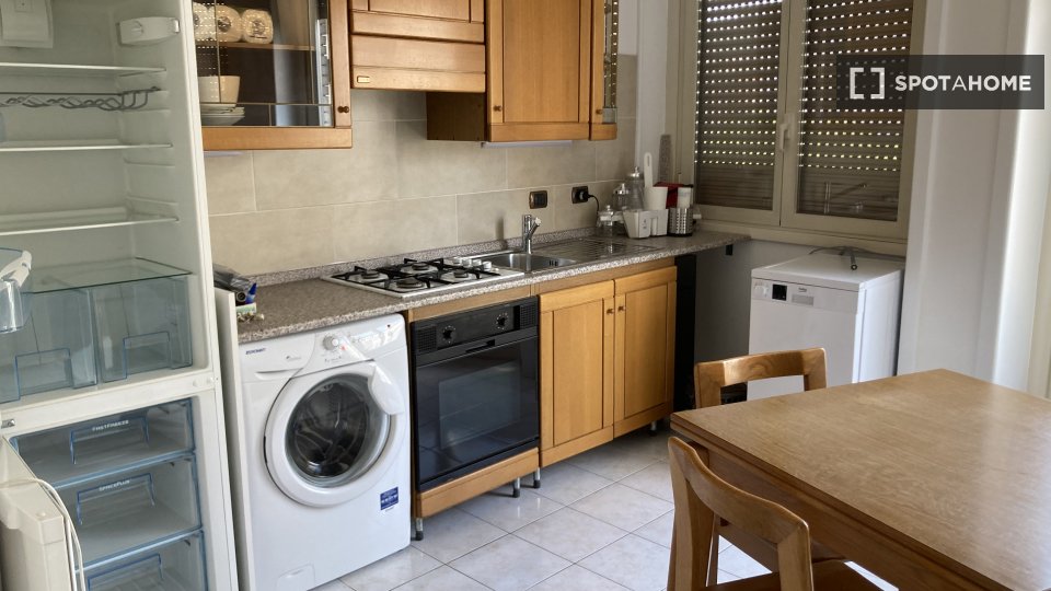 Double room Milan, 2 beds, 80m² — photo 5