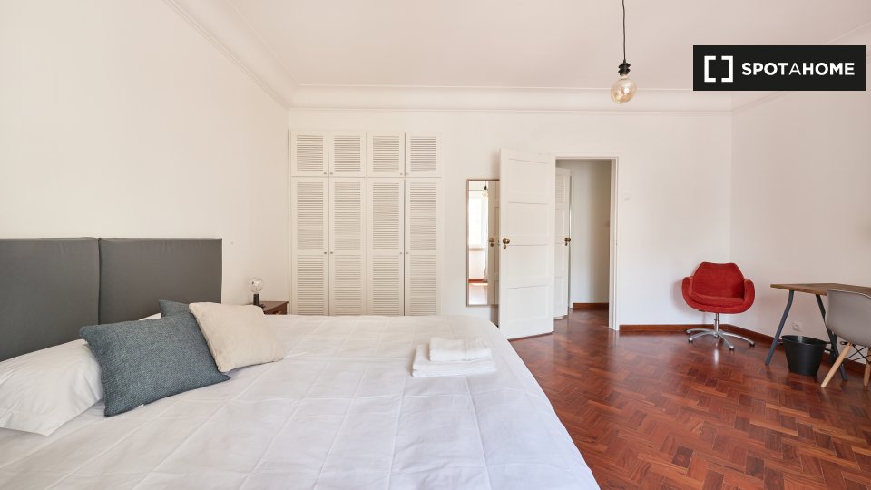 Double room Lisbon, 7 beds, 200m² — photo 7