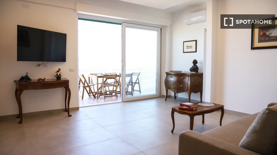 Apartment Naples, 2 beds — photo 1