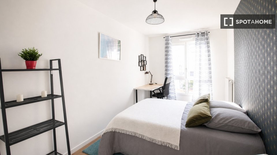 Chambre double Paris, 4 chambres — photo 27