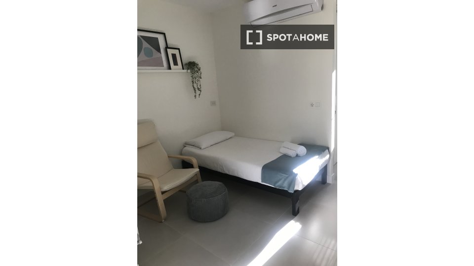 Apartment mono Madrid, 20m² — photo 10