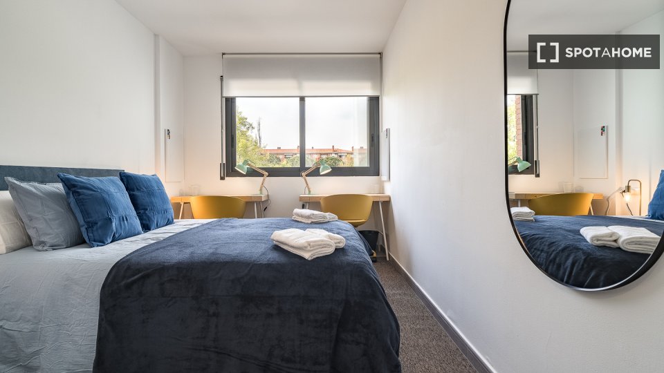 Double room Barcelona, 2 beds, 105m² — photo 19