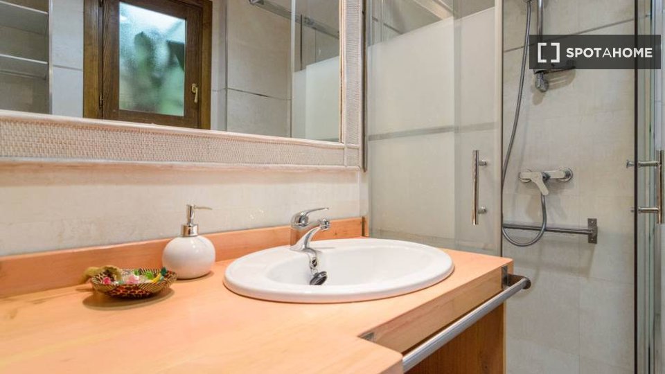 Apartment Granada, 2 beds, 48m² — photo 1
