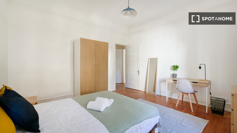Double room Lisbon, 7 beds — photo 19