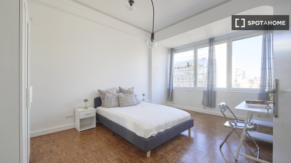 Double room Lisbon, 7 beds — photo 1