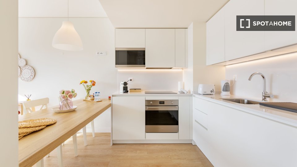 Apartment Lisbon, 1 bed, 60m² — photo 4