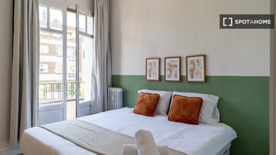 Double room Madrid, 7 beds — photo 7