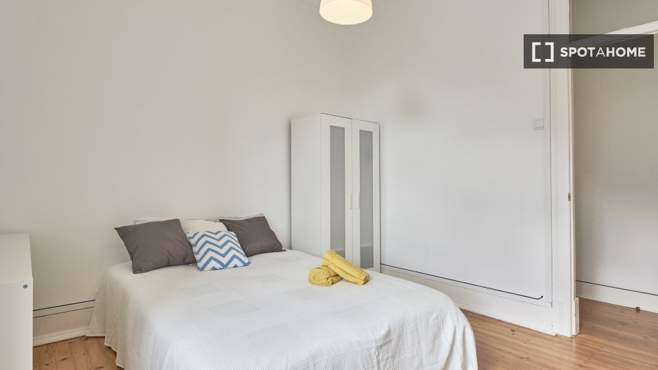 Double room Lisbon, 7 beds, 110m² — photo 44