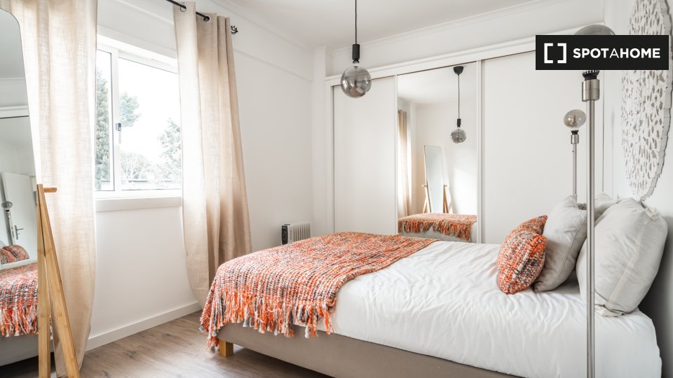 Apartment Lisbon, 2 beds — photo 15