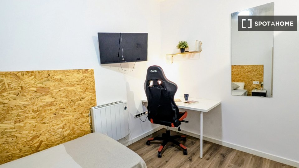 Habitación en piso compartido en alquiler en Moncada, Valencia.