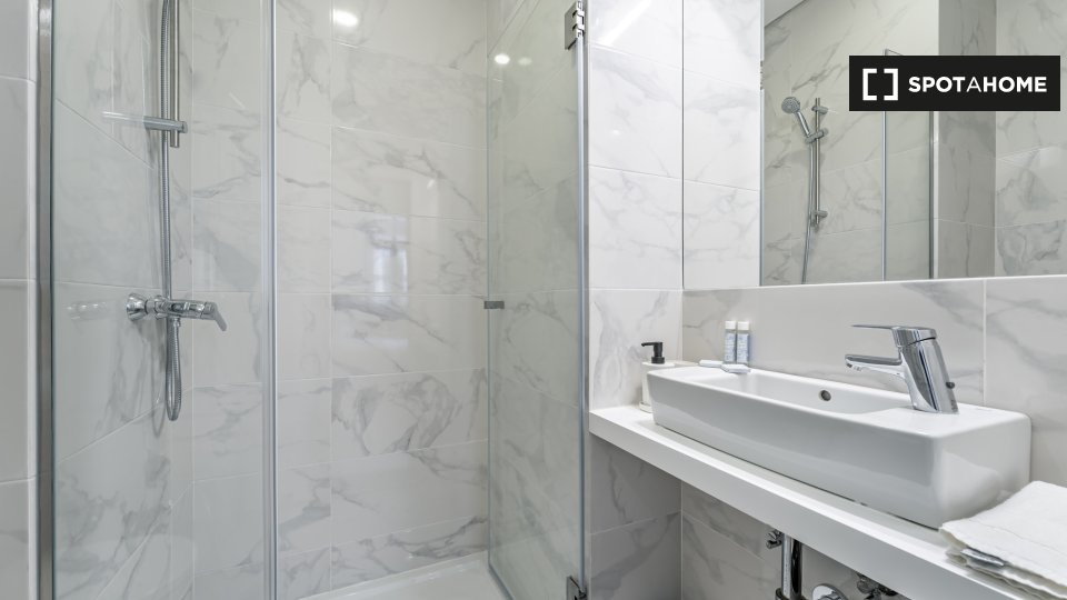 Apartment Porto, 1 bed, 35m² — photo 6