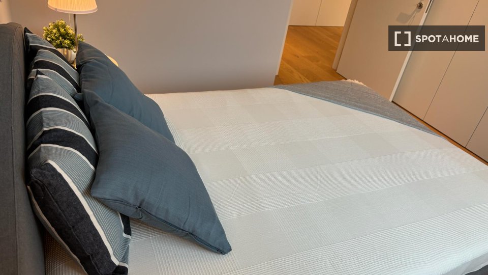 Apartment Porto, 1 bed, 60m² — photo 16