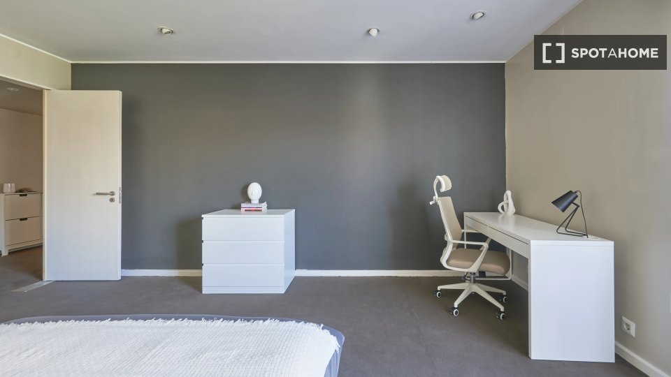 Double room Lisbon, 9 beds — photo 9