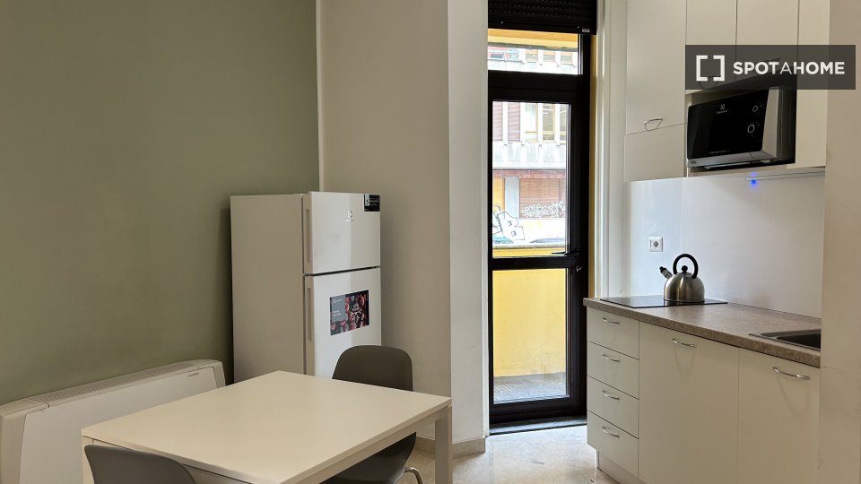 Apartment Milan, 1 bed, 53m² — photo 3