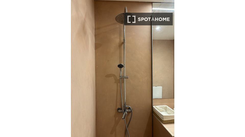 Apartment Lisbon, 1 bed, 80m² — photo 5