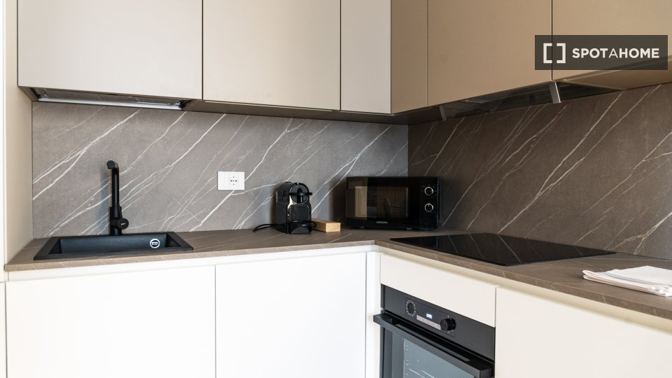 Apartment Milan, 2 beds, 56m² — photo 16