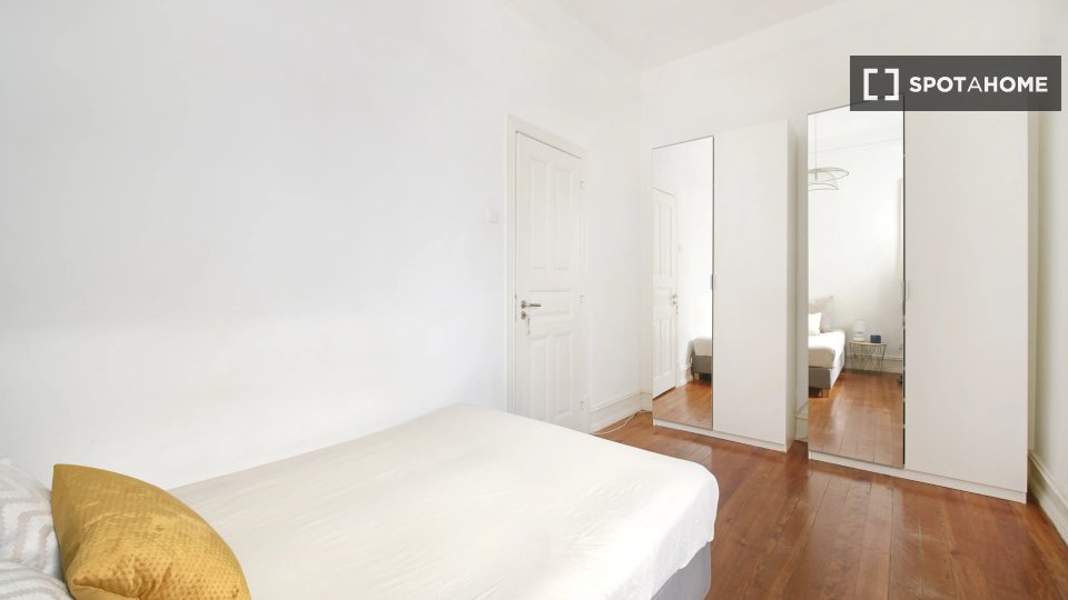 Double room Lisbon, 7 beds — photo 3