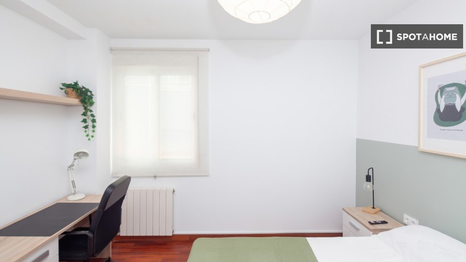 Habitación doble Valencia, 5 habitaciones — foto 10
