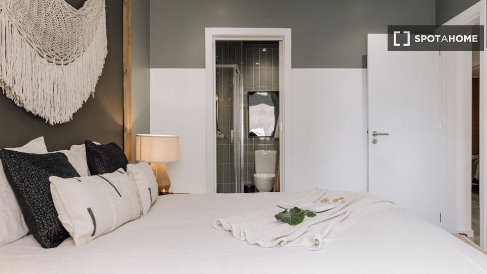 Apartment Lisbon, 2 beds — photo 9