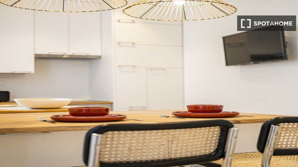 Double room Madrid, 4 beds, 70m² — photo 92