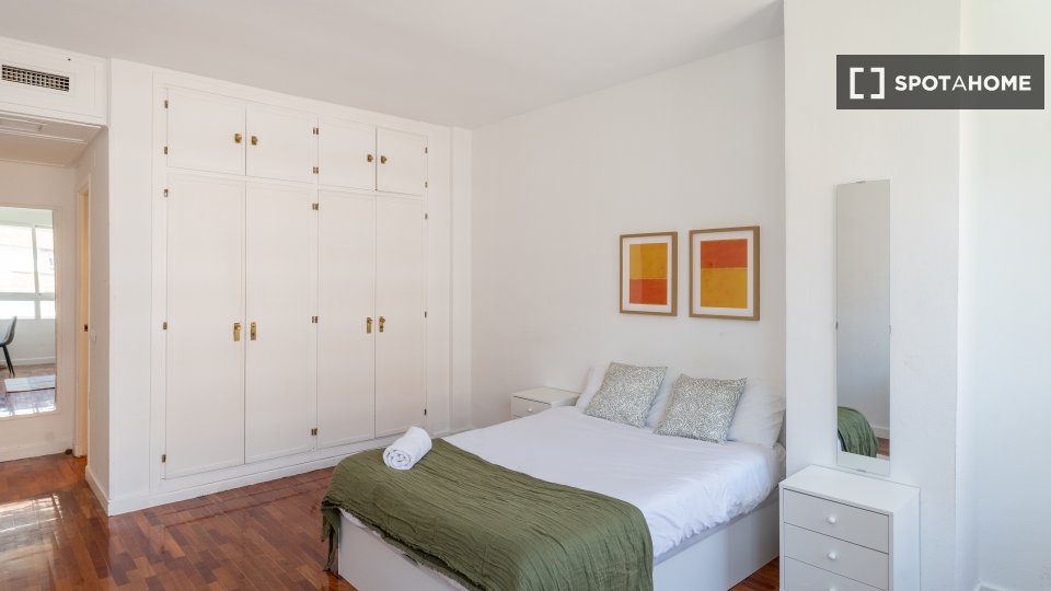 Camera doppia Madrid, 7 camere — foto 61