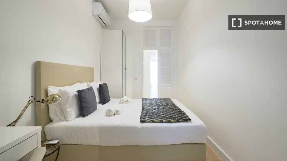 Apartment Lisbon, 3 beds — photo 8