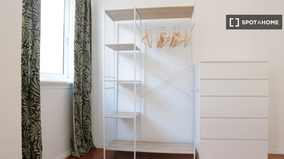 Double room Lisbon, 4 beds — photo 1