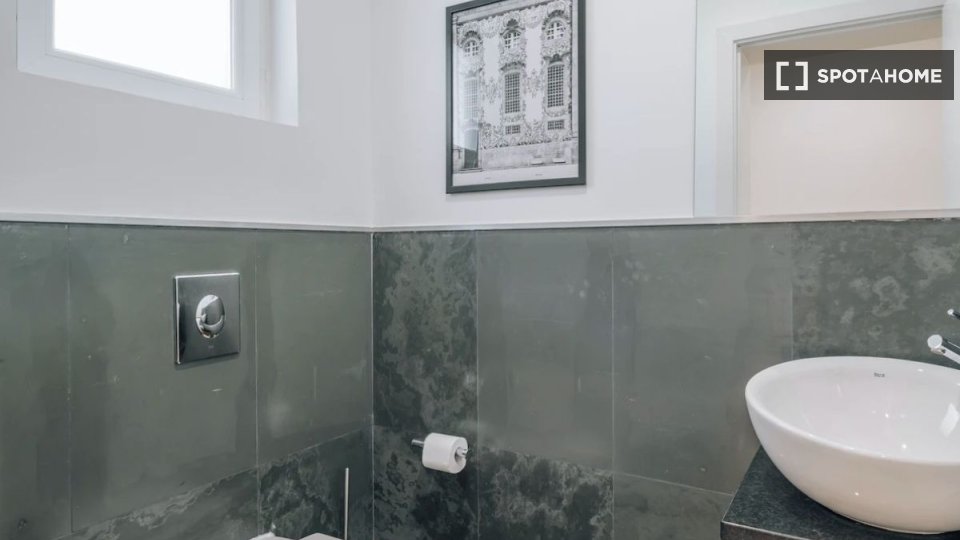 Apartment Lisbon, 3 beds — photo 9