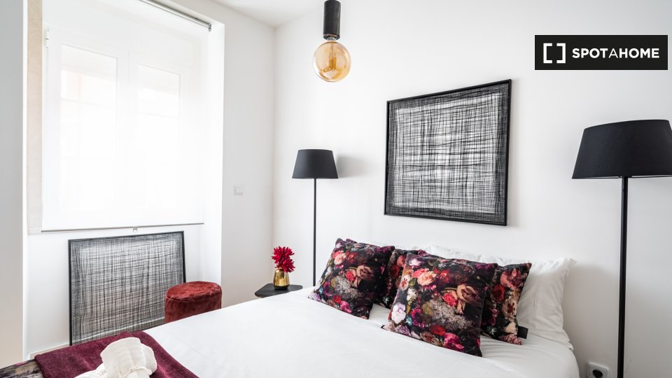 Apartment Lisbon, 2 beds — photo 15