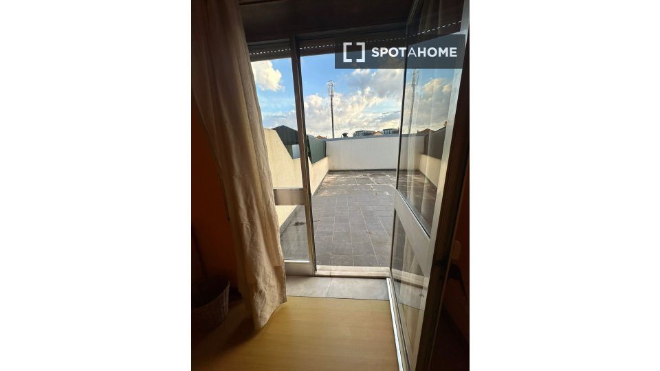 Double room Porto, 3 beds — photo 6