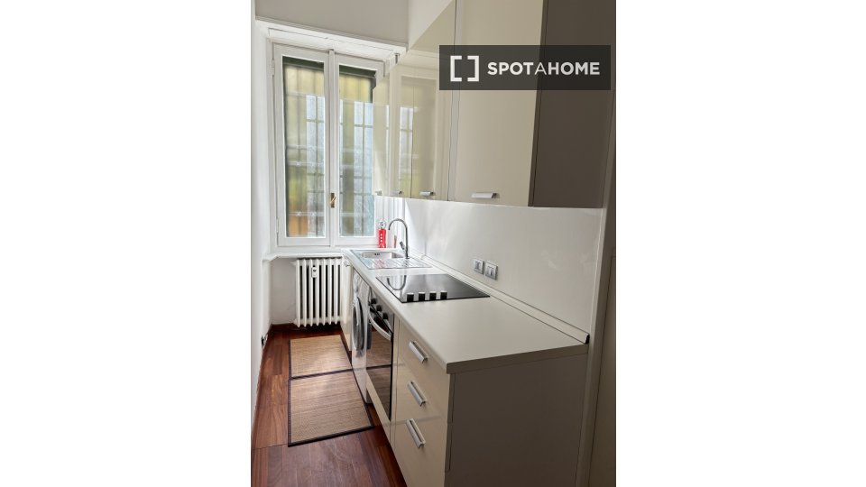 Apartment Milan, 1 bed, 47m² — photo 9