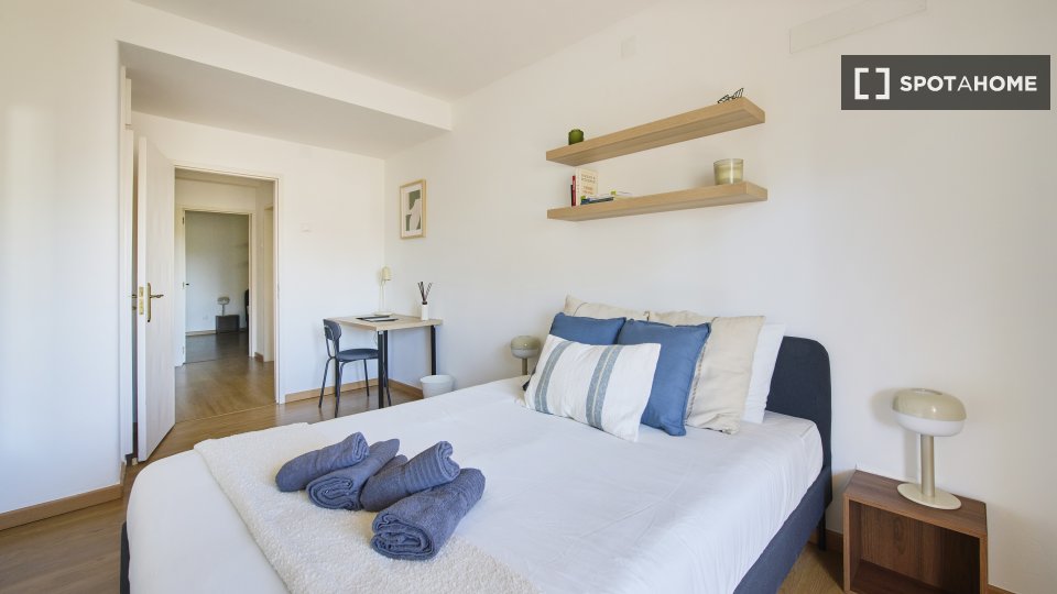 Double room Lisbon, 6 beds — photo 4