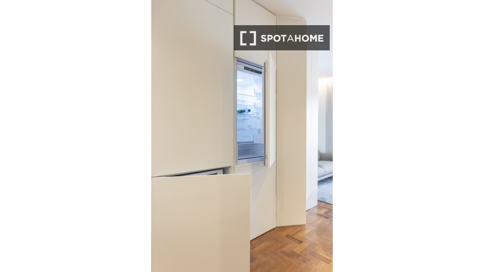 Apartment Lisbon, 2 beds — photo 39
