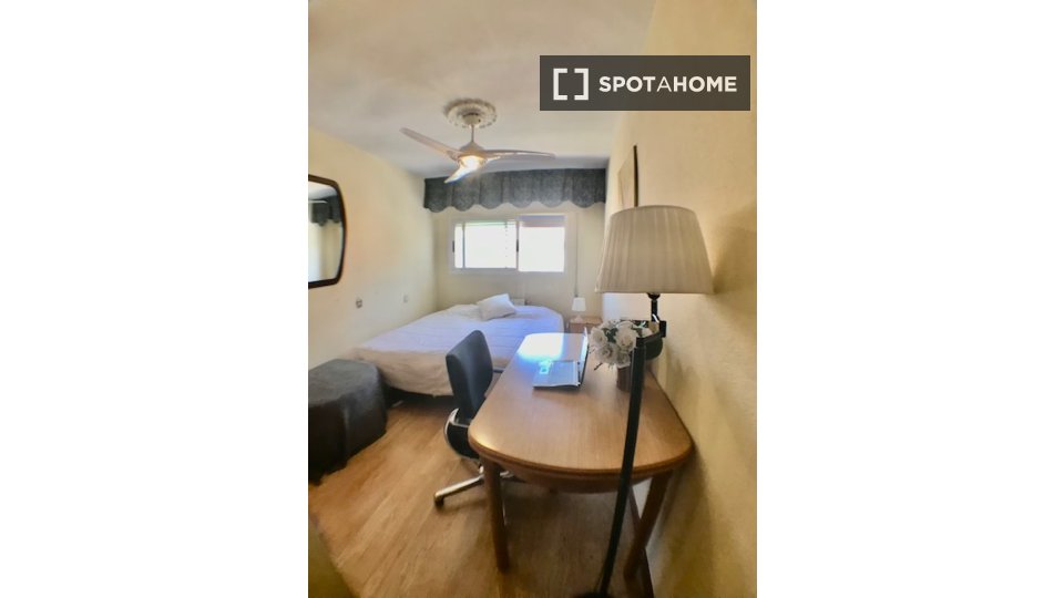 Apartment Madrid, 4 beds — photo 5