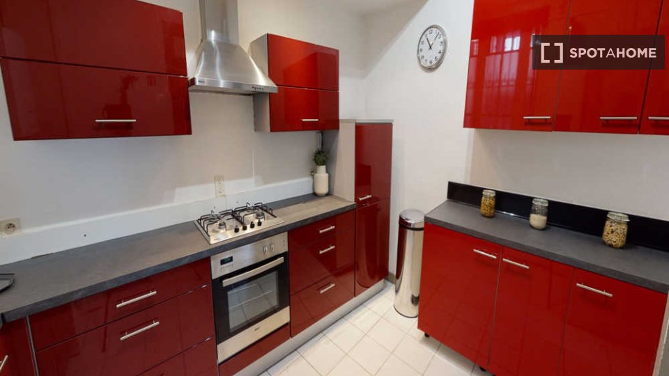 Double room Lyon, 5 beds, 130m² — photo 8