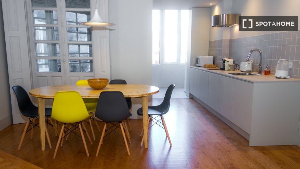 Apartment Porto, 3 beds, 115m² — photo 1