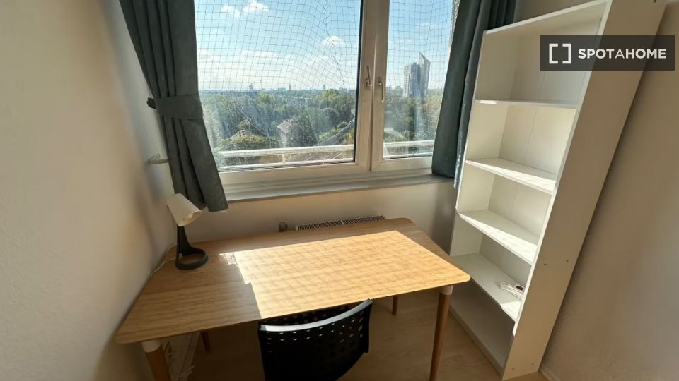 Double room Cologne, 4 beds, 86m² — photo 13