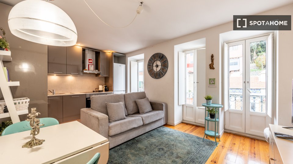 Apartment mono Lisbon, 58m² — photo 4