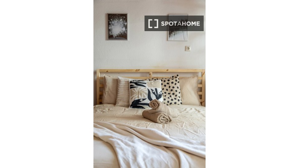 Double room Budapest, 4 beds, 105m² — photo 13